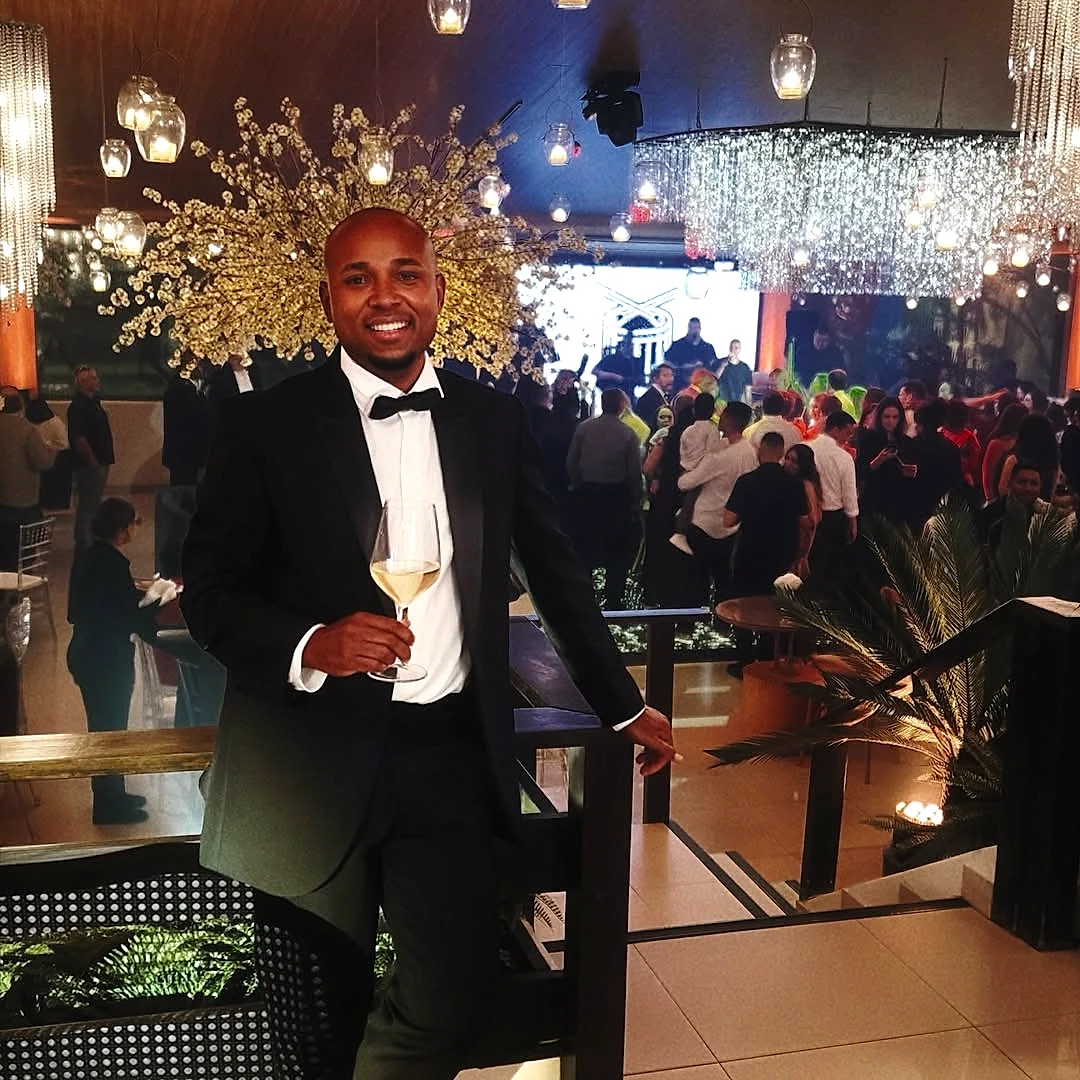 Thiaguin Star em evento de gala